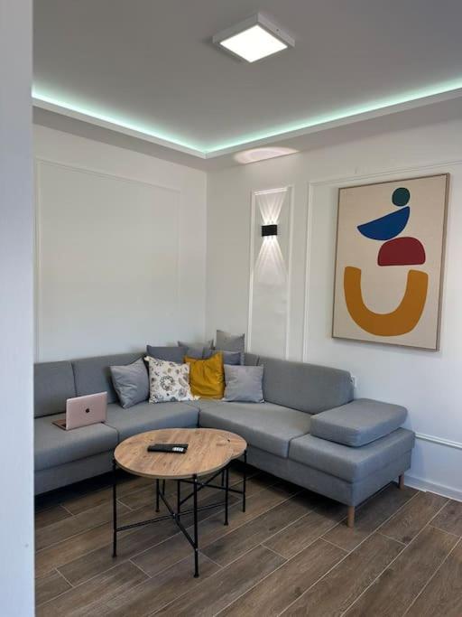 Tivat Apartment Luaran gambar